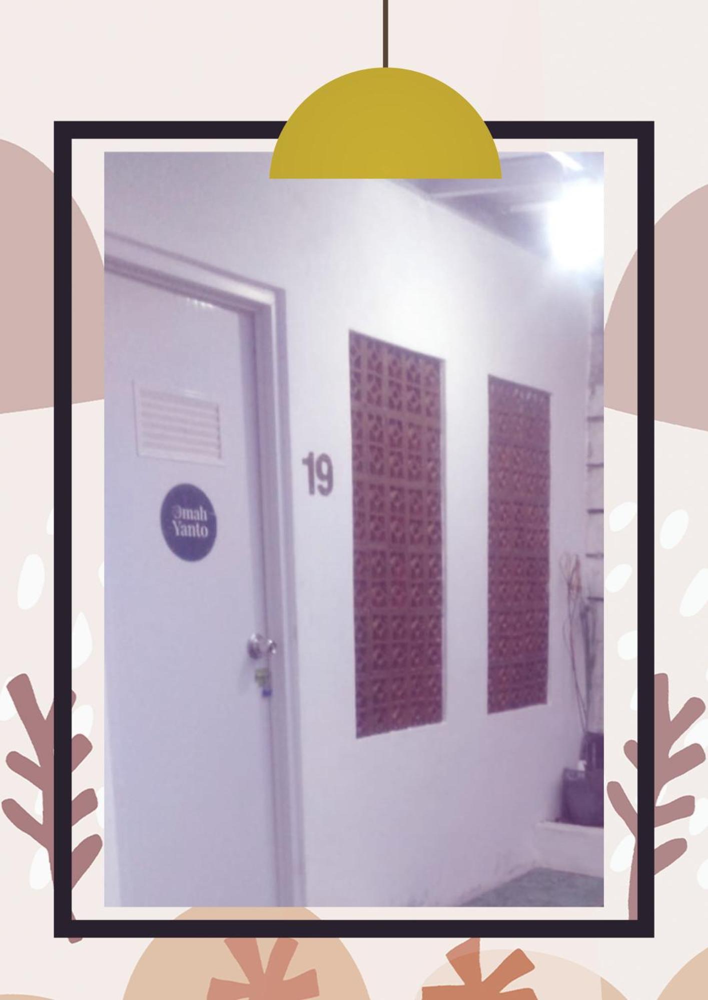 Kos Omah Yanto 19 Guest House Jakarta Bagian luar foto